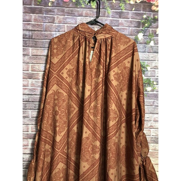 New Pretty little things women’s multicolor high neck, oversize dress size 2X - Picture 7 of 9